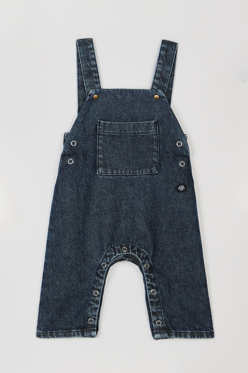 Baby-Latzhose aus Jeans